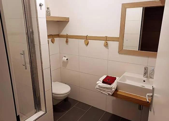 Comfortable Near The Station With Parking *