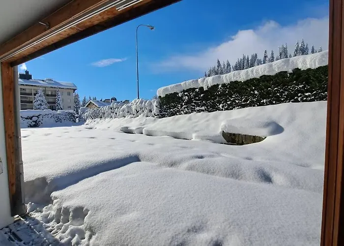 Comfortable Near The Station With Parking * Laax