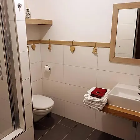 Comfortable Near The Station With Parking *